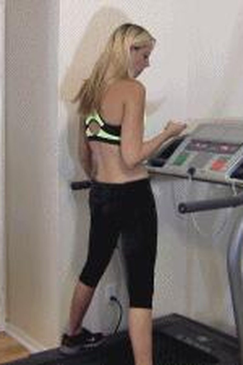 Aaliyah Taylor's Messy Treadmill Punishment Full Lq - Screenshot 1 of 4 - Bondage