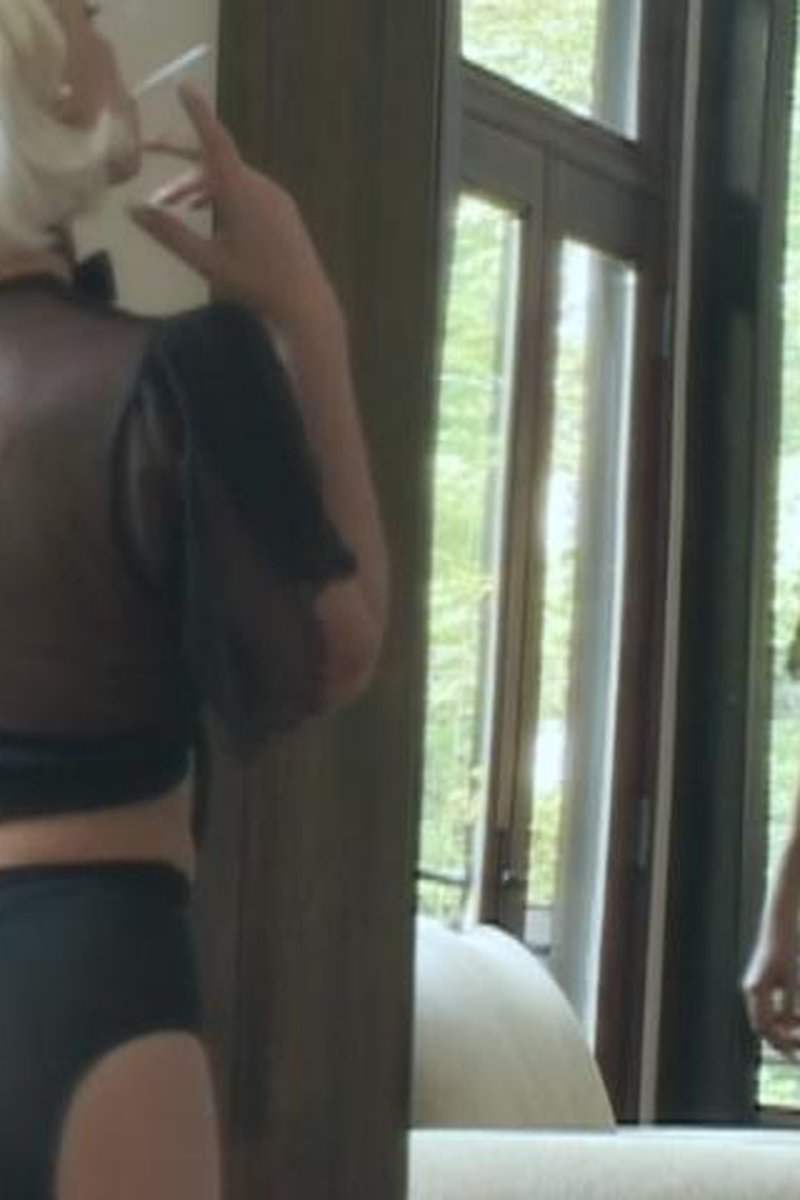 Hailey H 9 - Screenshot 1 of 4 - Spanking