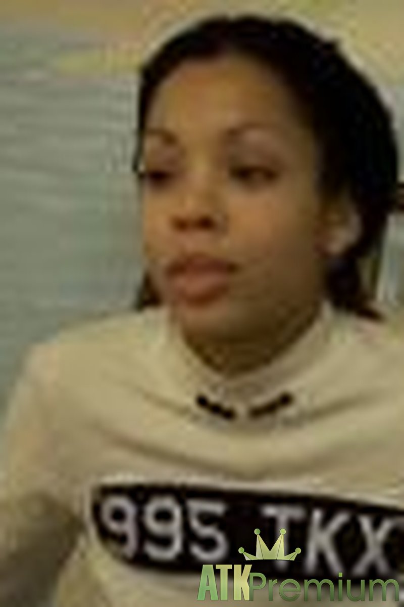 Liza - Interview - Screenshot 1 of 4 - Liza Liz014