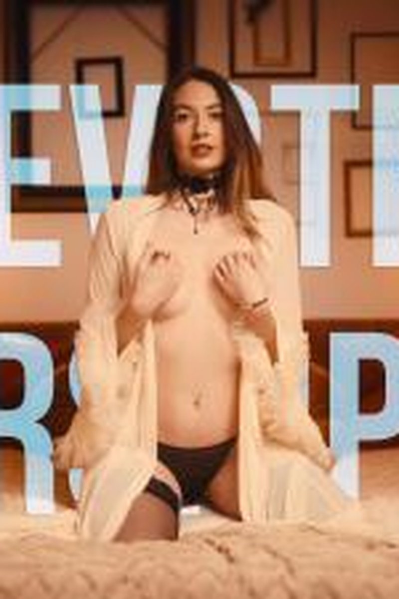 Devoted Worshipper - Screenshot 1 of 4 - Body Worship