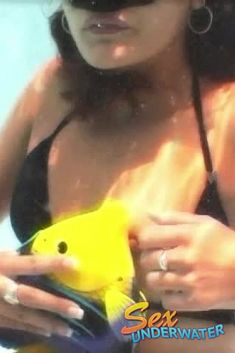 Masked - Screenshot 1 of 4 - Water