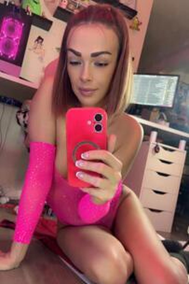 Glowing Dildo - Screenshot 1 of 4 - All Natural