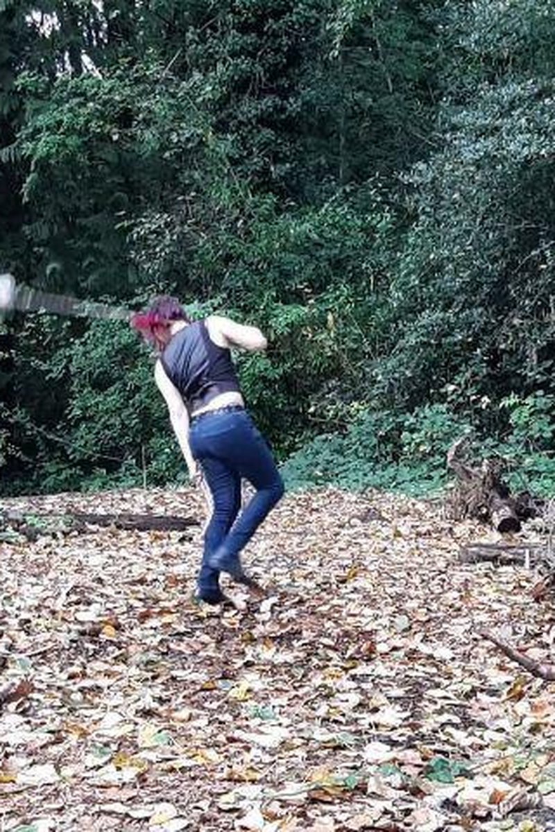 Rope Dart Practice - Screenshot 1 of 4 - Dancing