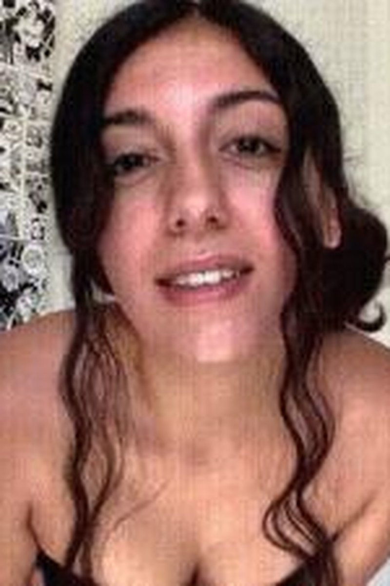 More More - Screenshot 1 of 4 - Domination