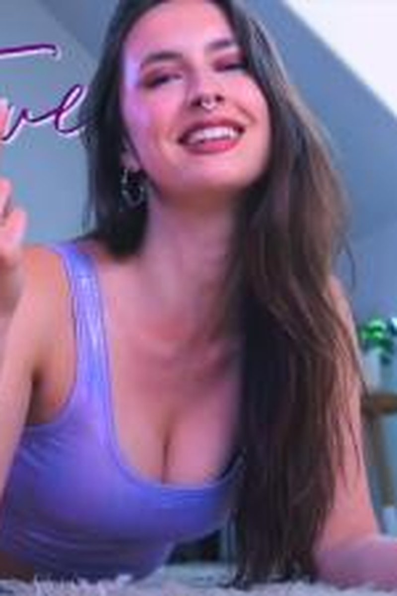 Defective - Screenshot 1 of 4 - Body Worship