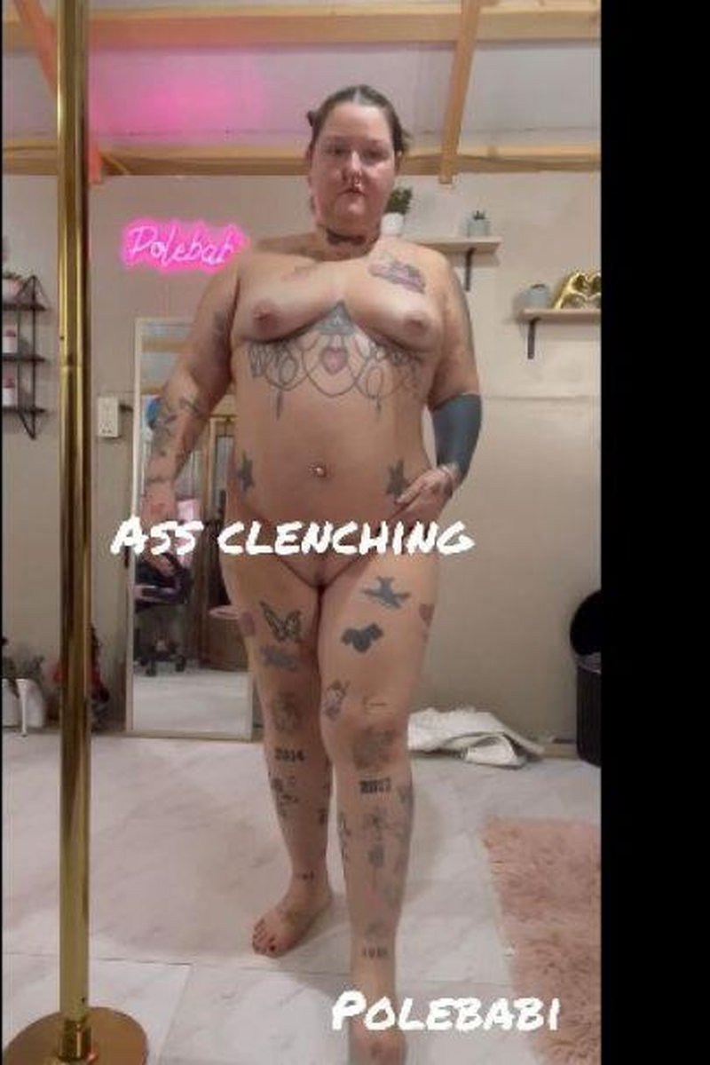 Ass Clenching - Screenshot 1 of 4 - Ass Worship
