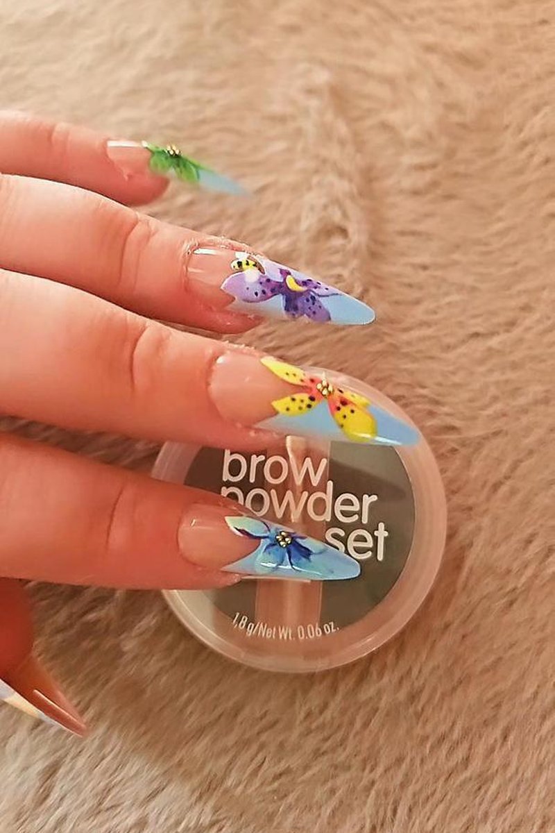 Soft Nail Taps - Screenshot 1 of 4 - Manicured