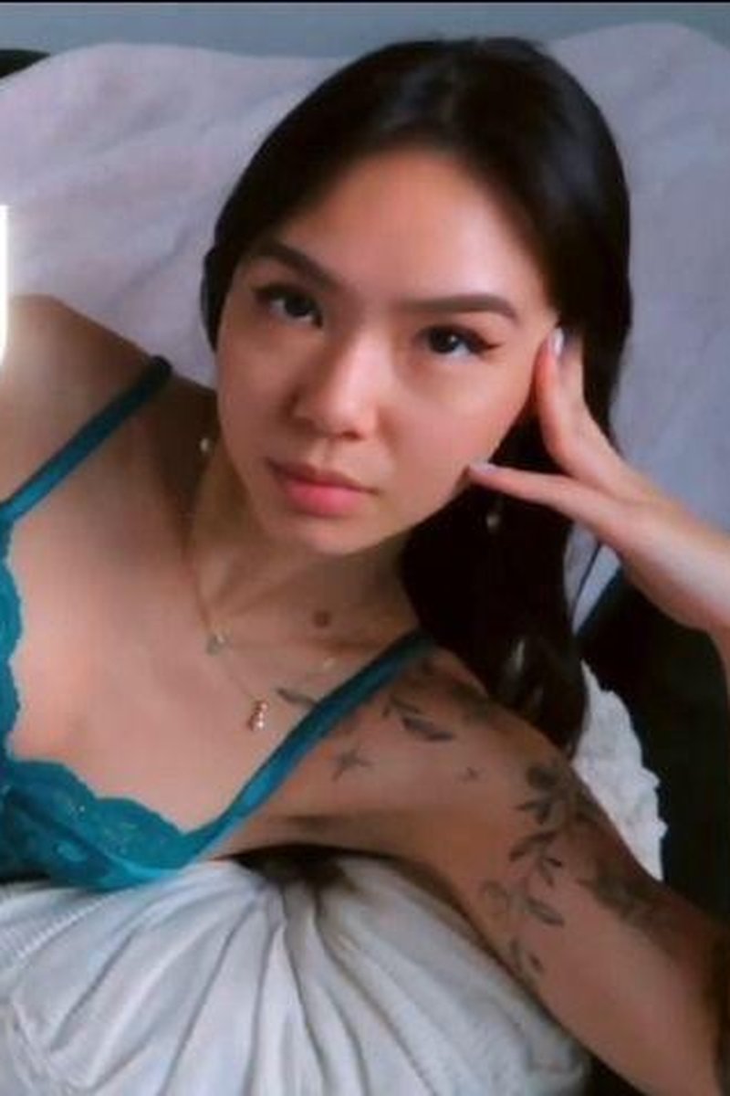 Lover Boy - Screenshot 1 of 4 - Domination