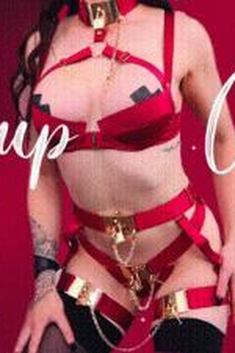 Cleanup Cuck - Screenshot 1 of 4 - Bitch