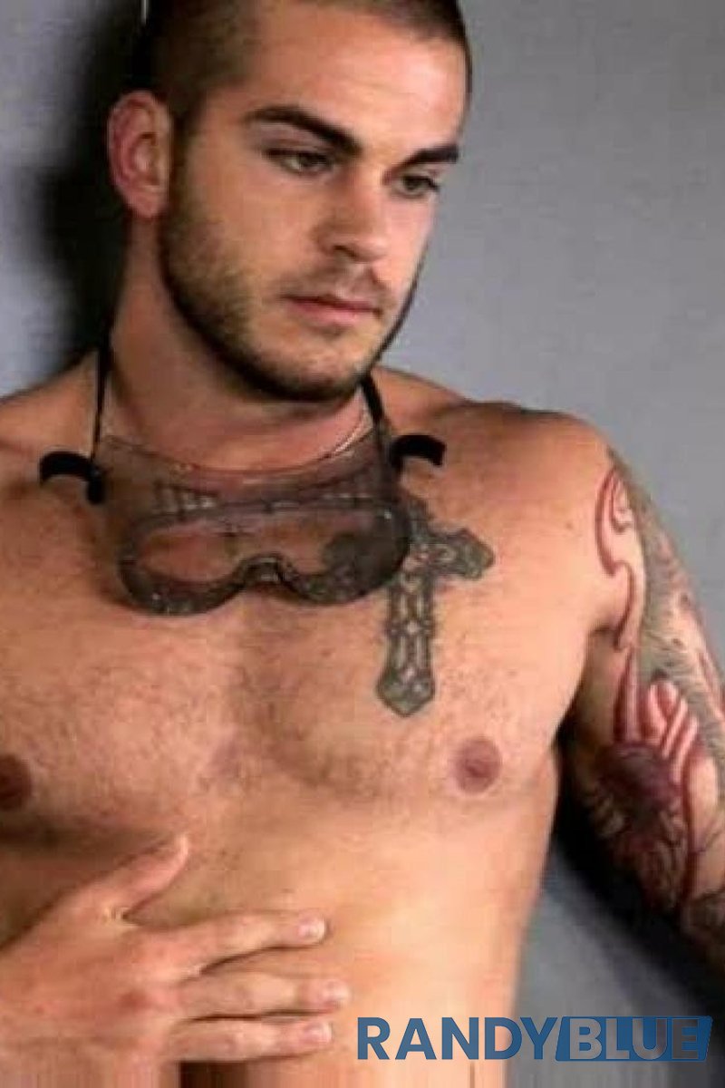 Kenya - Screenshot 1 of 4 - Brown Hair