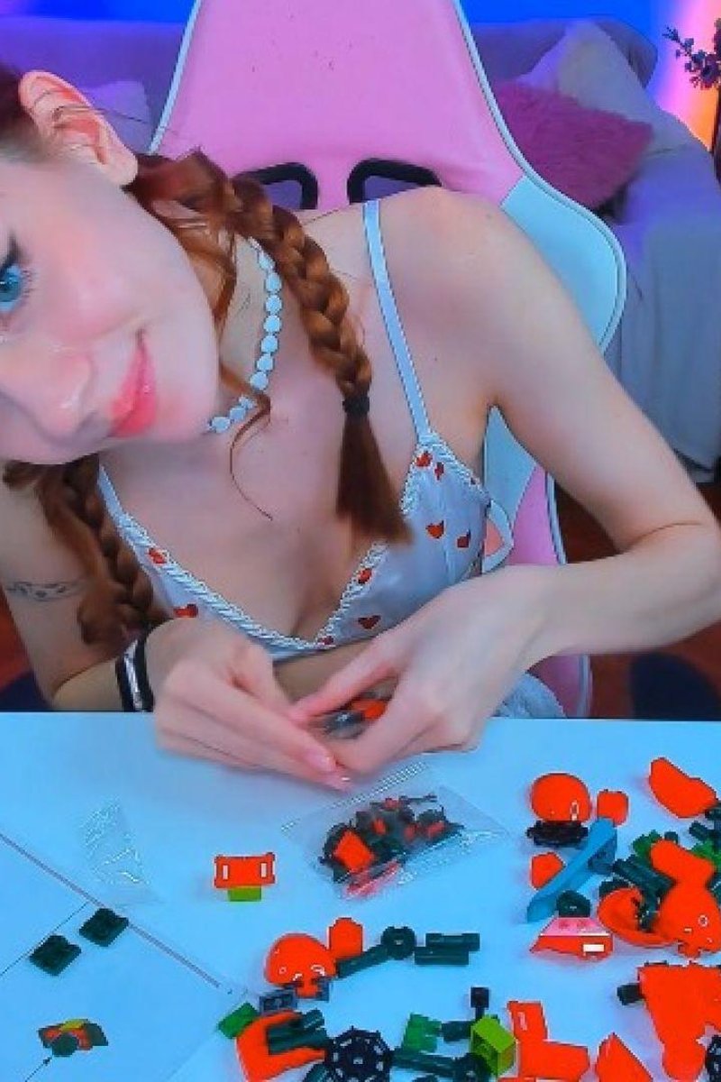 Lego Time - Screenshot 1 of 4 - Adorable