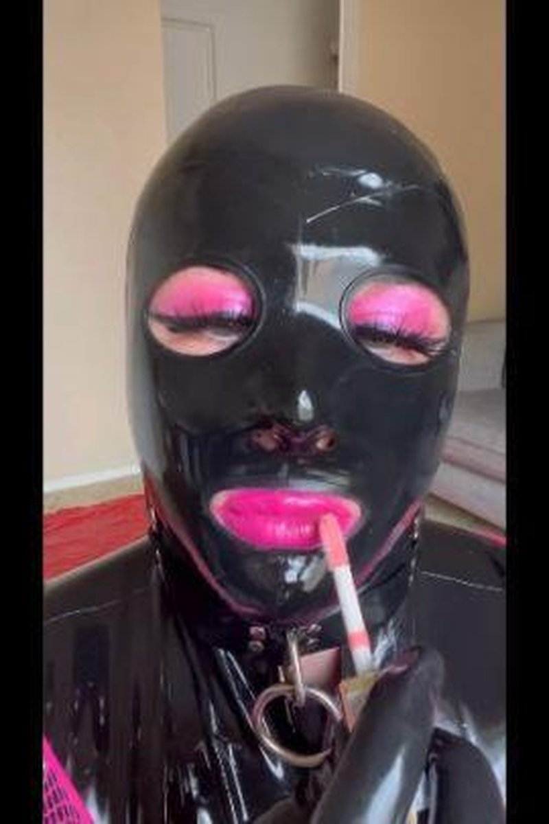 Bimbo Makeup - Screenshot 1 of 4 - Bimbo