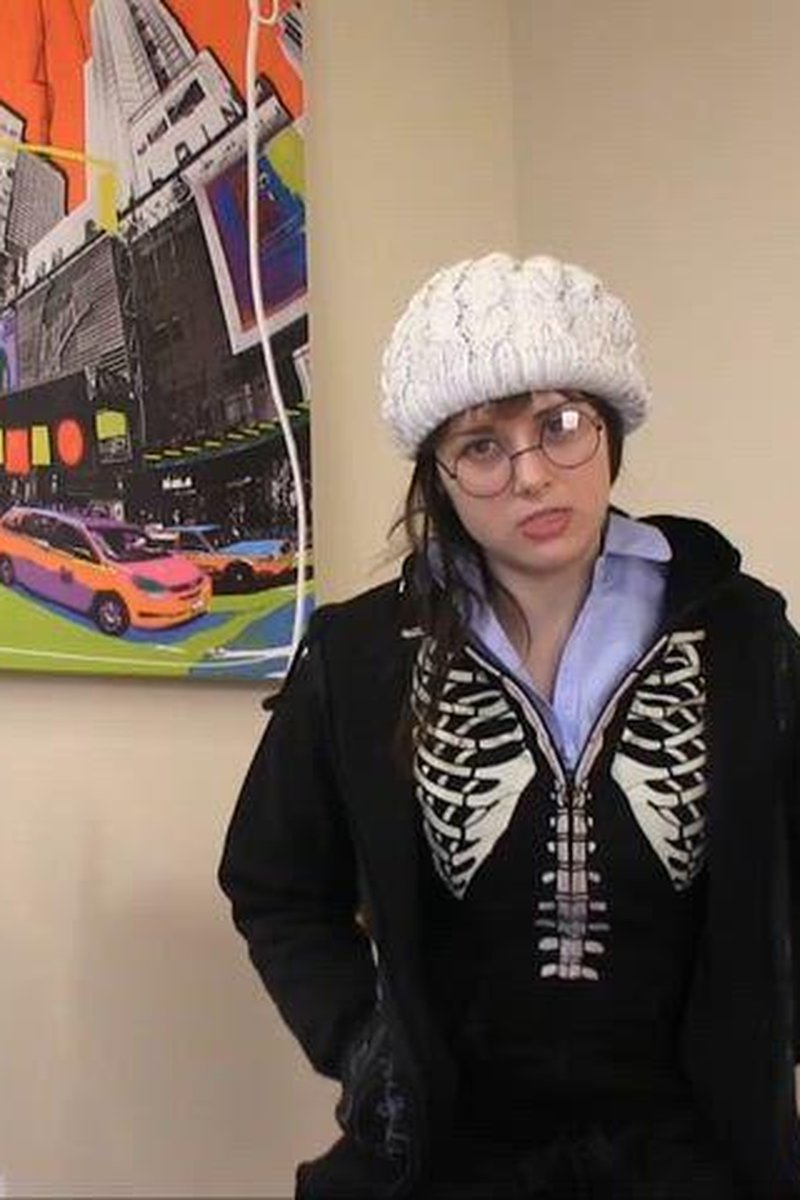 Frumpy Nerd Transformation 720p - Screenshot 1 of 4 - Ellie Idol