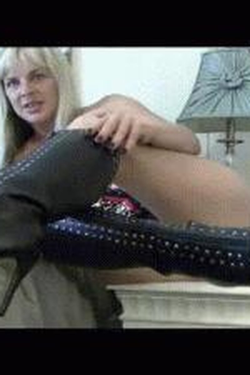 My Studded Leather Boots To Worship - Screenshot 1 of 4 - Boots