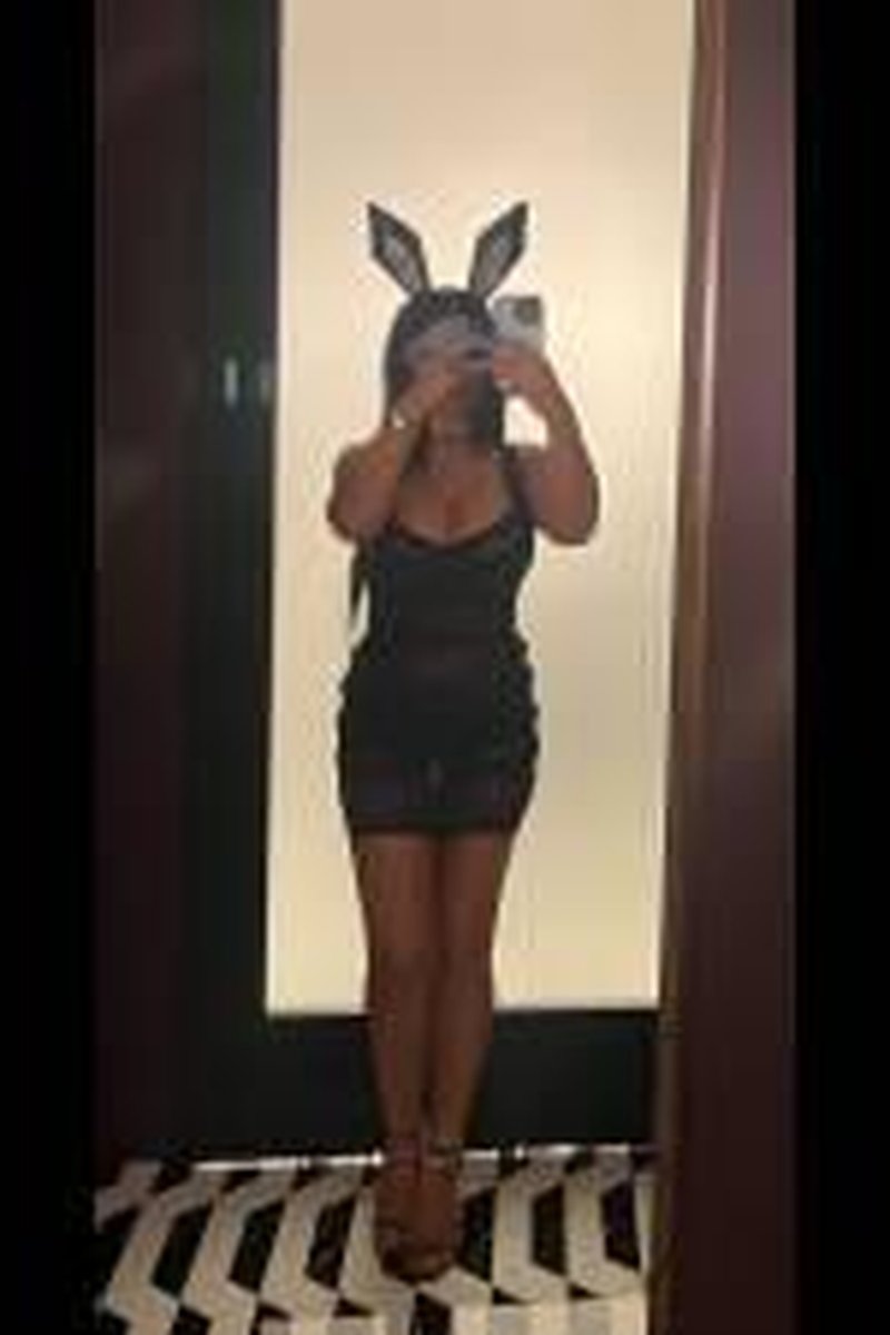 Bunny - Screenshot 1 of 4 - Big Tits