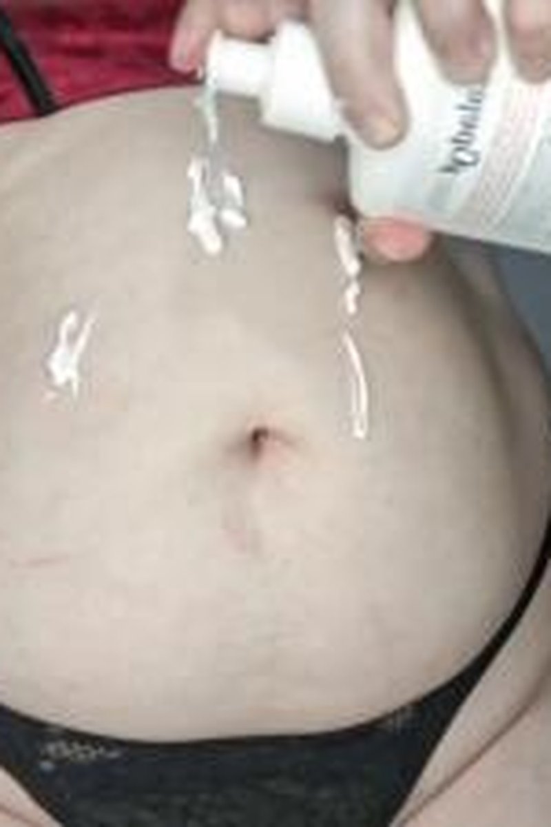 Belly Play - Screenshot 1 of 4 - BBW