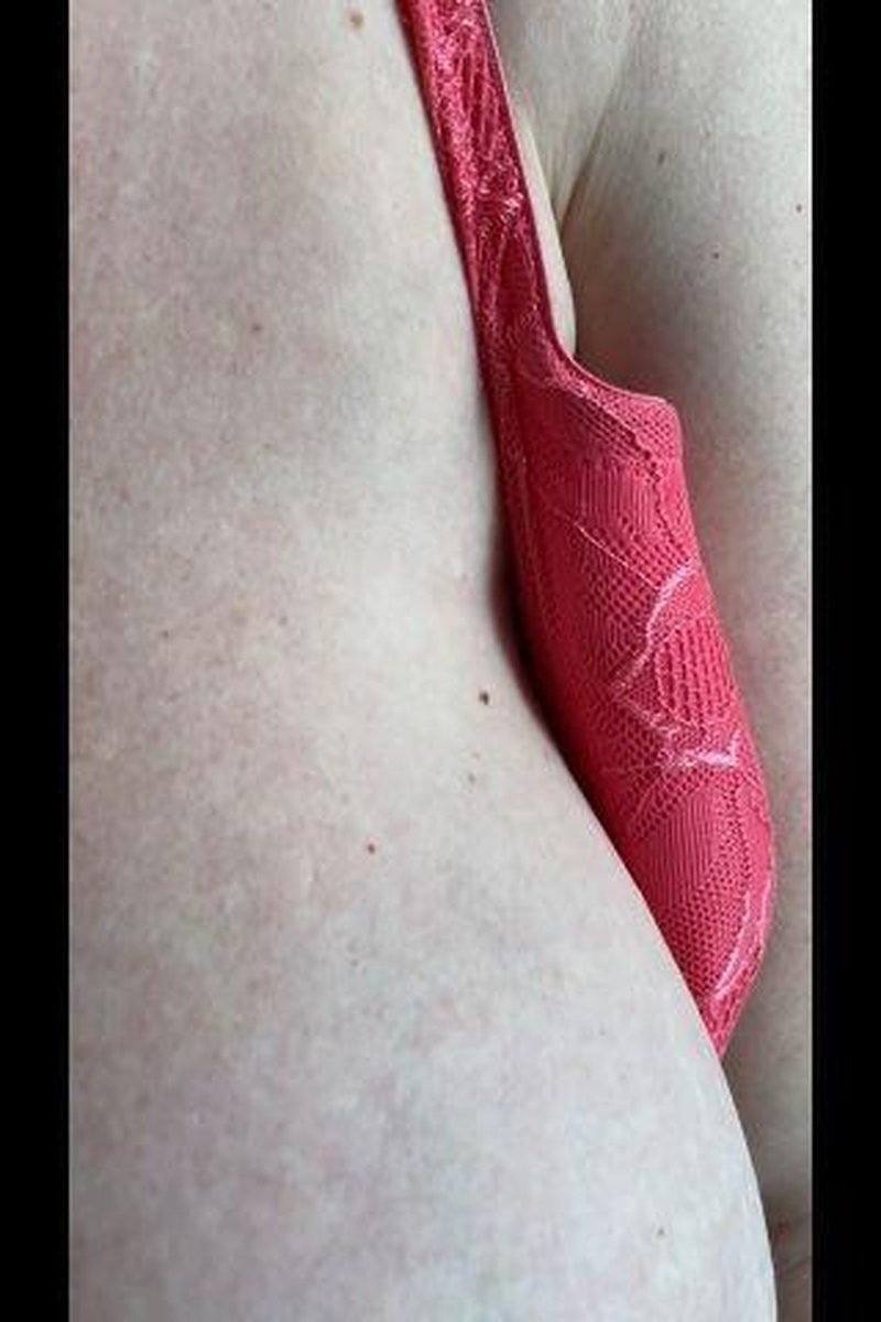 Custom, Sucking BBC Dildo, Bouncing Nipples And Spit All Ove - Screenshot 1 of 4 - BBC