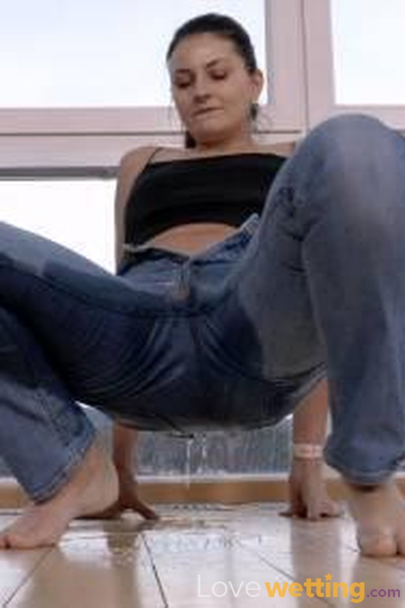 Tiny Tina - Tiny Tina - Screenshot 1 of 4 - Golden Shower