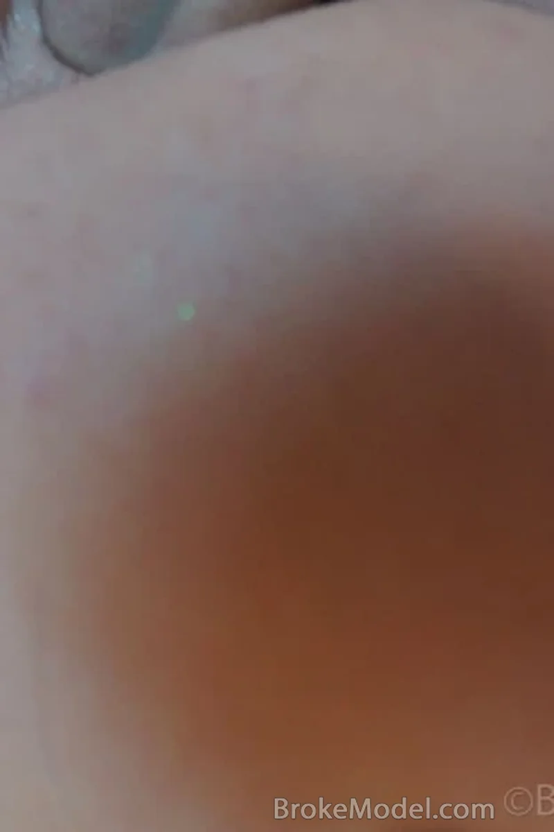 Holly - Behind the Scenes *Bonus* - Screenshot 1 of 4 - Amateur