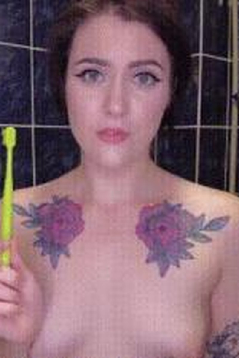 Topless Teeth Brushing - Screenshot 1 of 4 - Body Worship