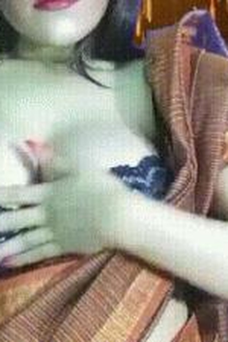 Surrender Trance Video - Screenshot 1 of 4 - Broken