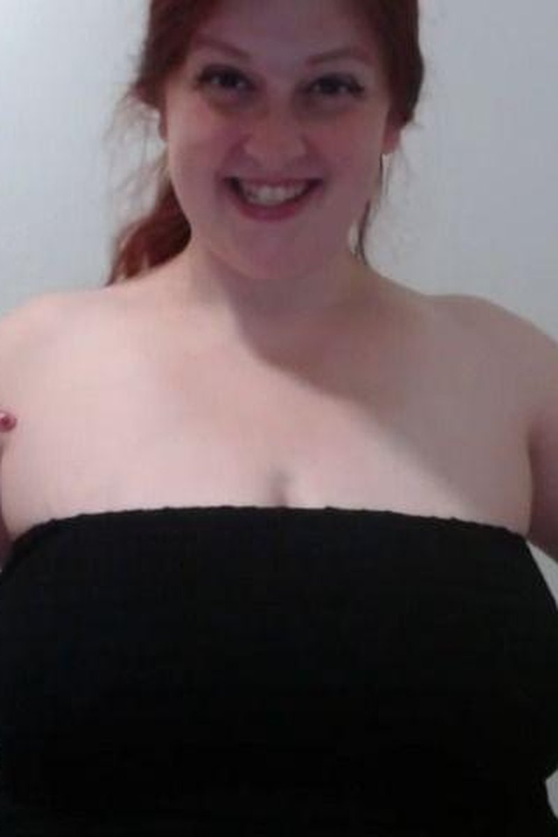 Begging For Boobs - Screenshot 1 of 4 - Big Tits