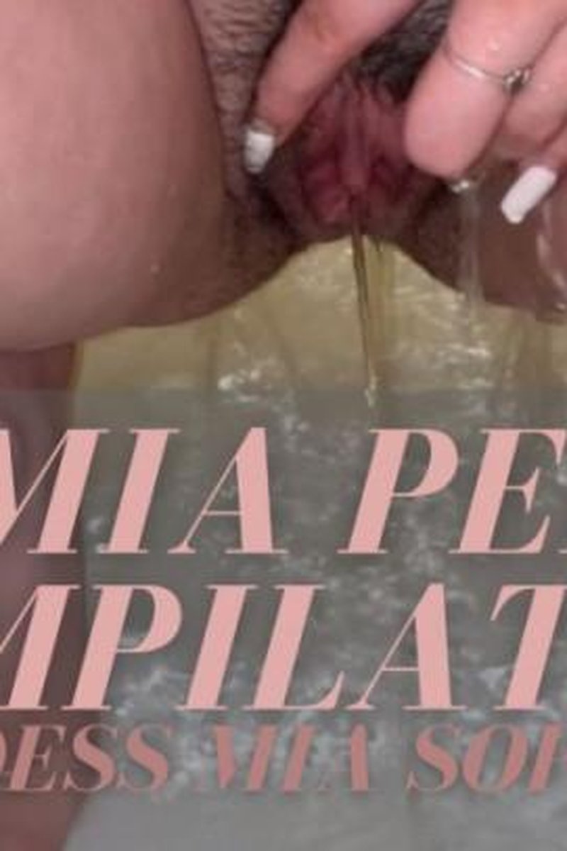 Mia Pee Compilation - Screenshot 1 of 4 - Glasses