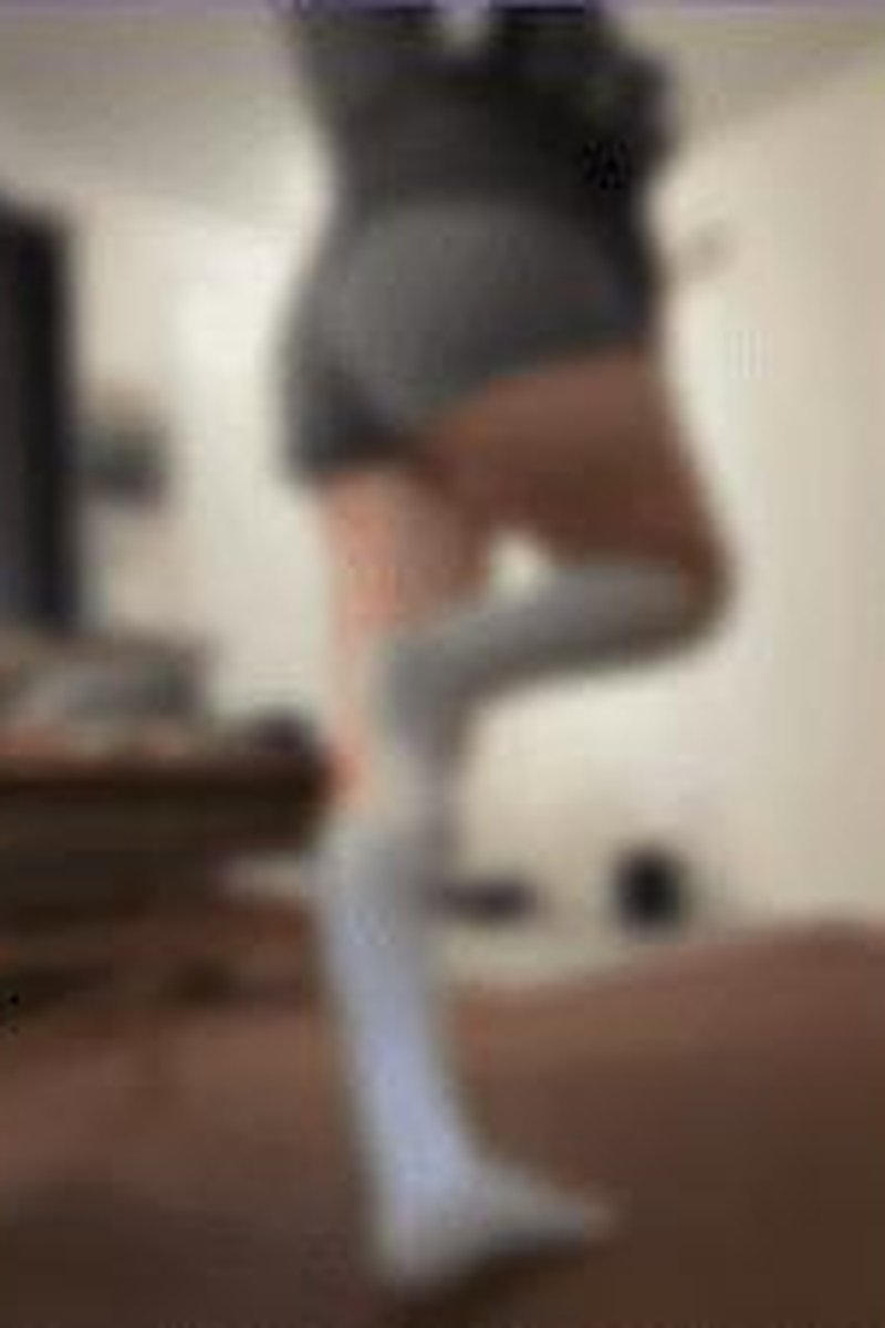 Grey Socks - Screenshot 1 of 4 - Ass Worship