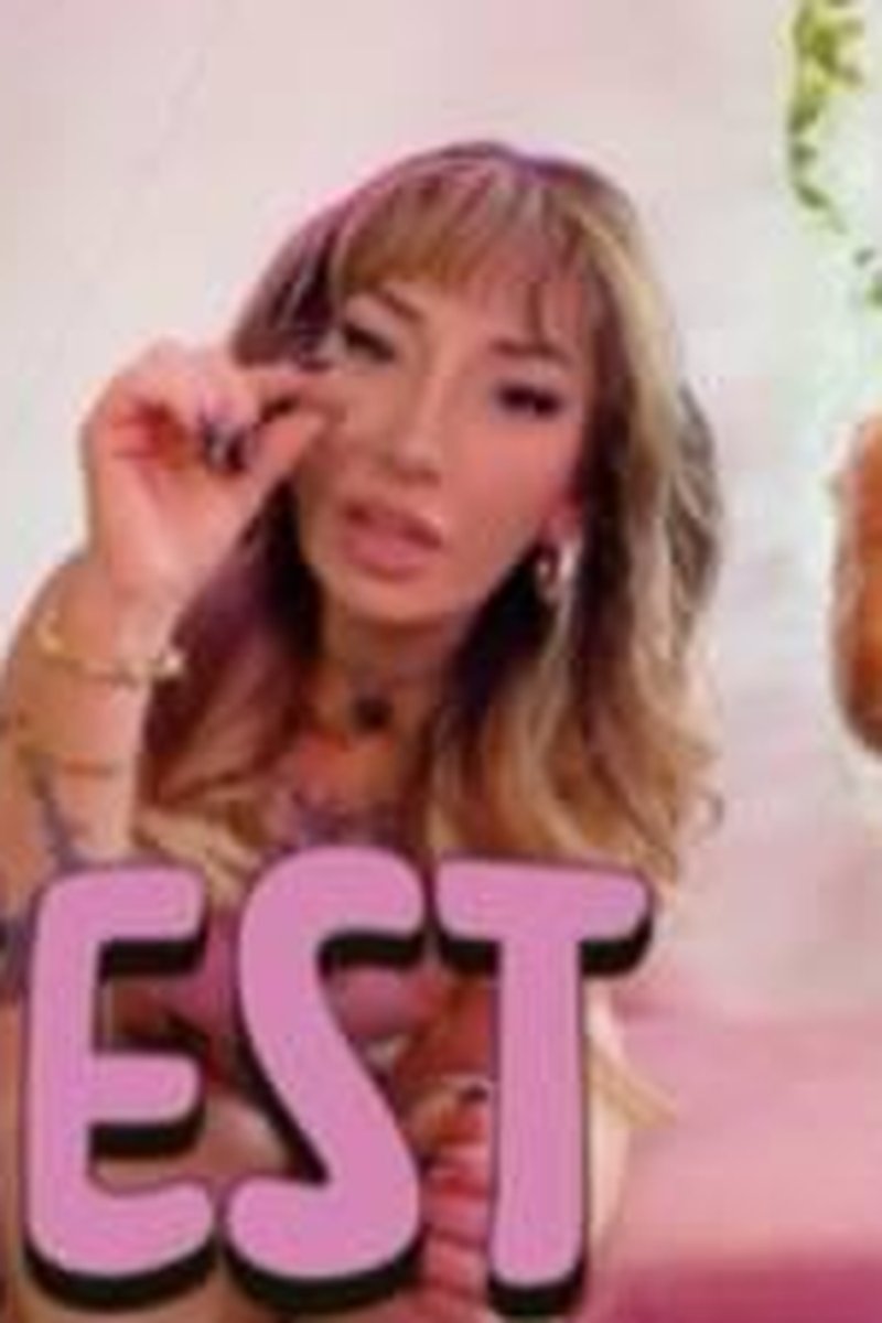 Tiniest SPH - Screenshot 1 of 4 - Blonde Hair (Female)