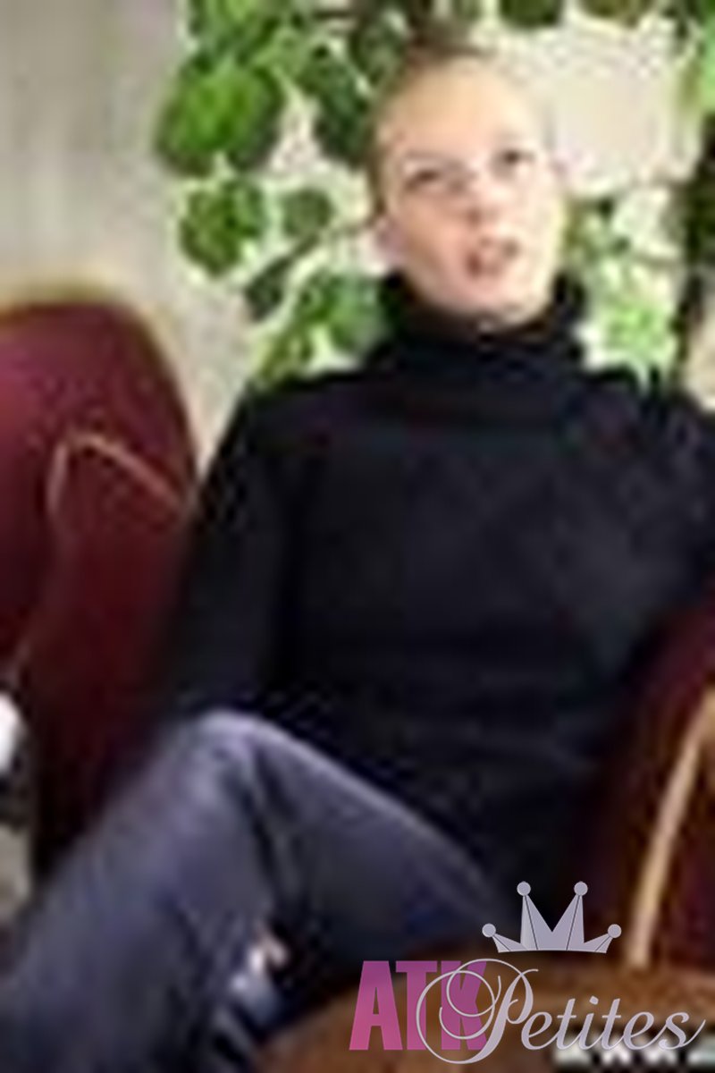 Nicole - Interview - Screenshot 1 of 4 - Nicole Nic025