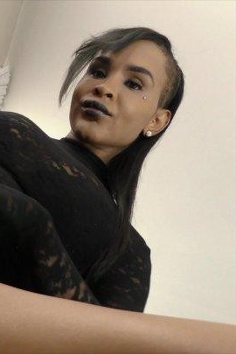 Chyna 7 - Screenshot 1 of 4 - Black