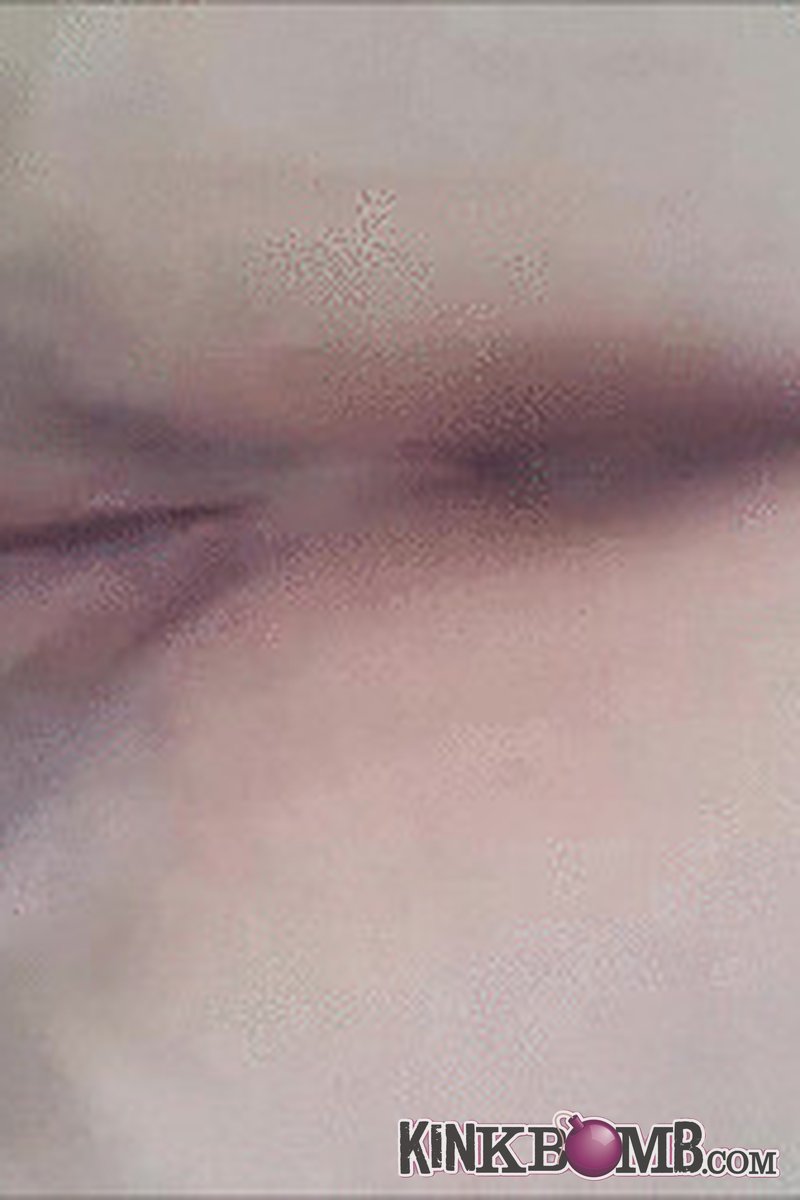 Kikkaj: Butt Plug Struggle - Screenshot 1 of 4 - Anal