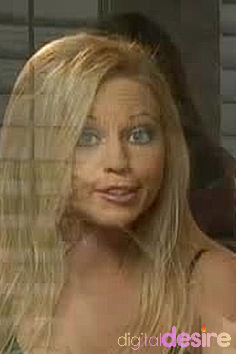 Brea Bennett - Screenshot 1 of 4 - Blond Hair