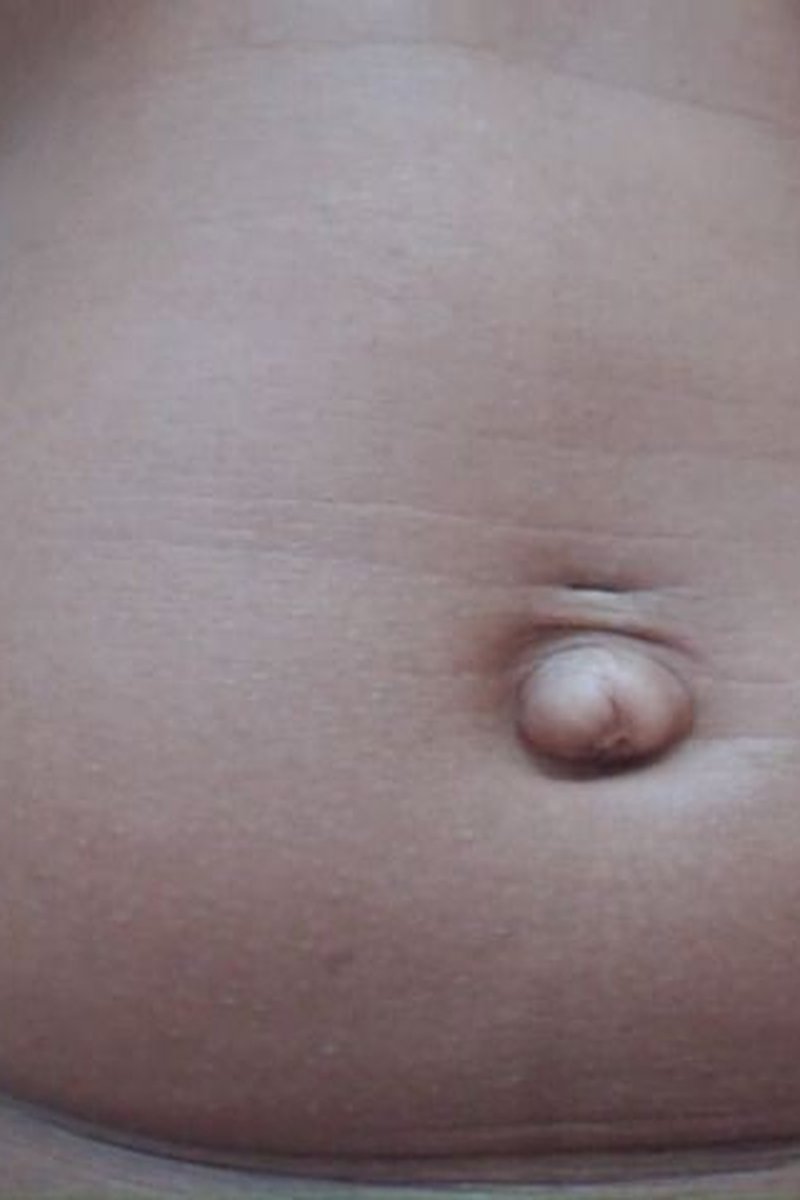 Belly N Button - Screenshot 1 of 4 - Belly Fetish