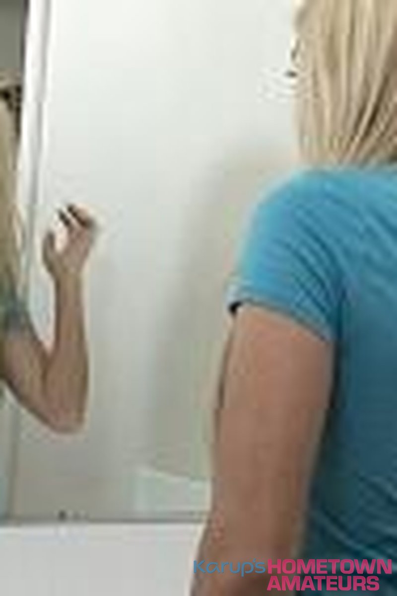 Callie - Screenshot 1 of 4 - Callie Cobra