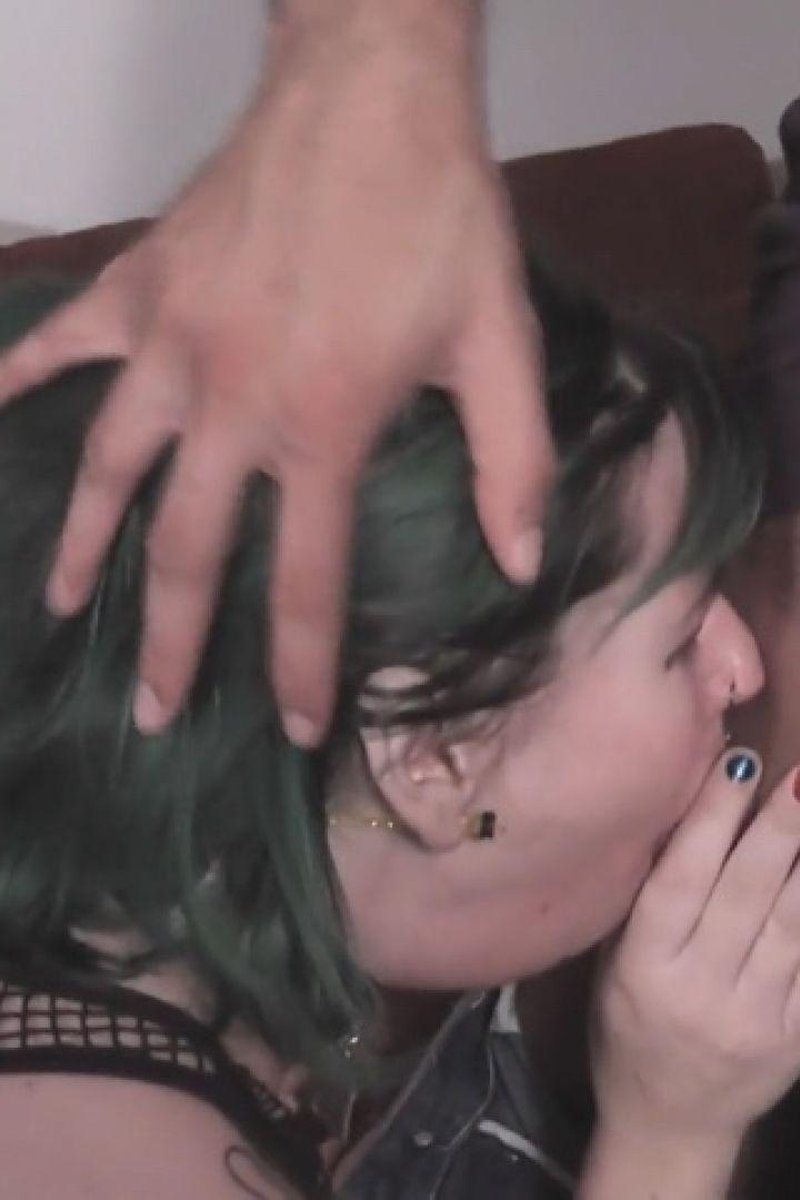 Rough Threesome - Screenshot 1 of 4 - Deepthroat