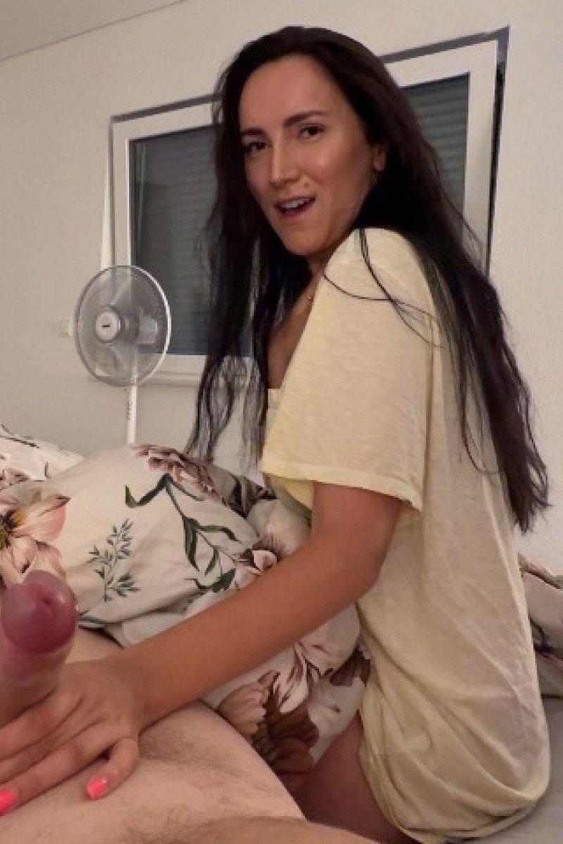 TP-manyvidshorny69rabbits-stepmom-takes-off-her-panties-lets-stepson-borrow-her-bed