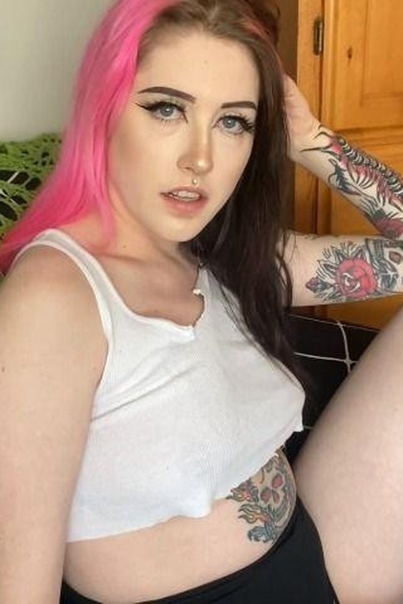Seducing Uncle Jesse - Screenshot 1 of 4 - All Sex