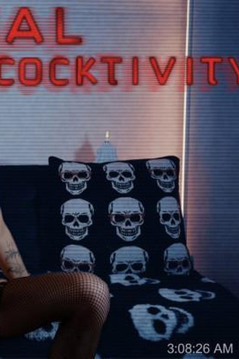 Paranormal Activity - Screenshot 1 of 4 - Bitch
