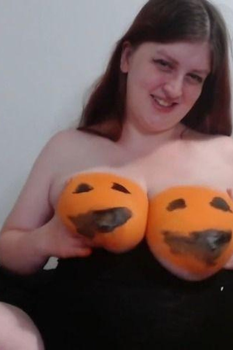 Jackoff Lantern - Screenshot 1 of 4 - Big Tits