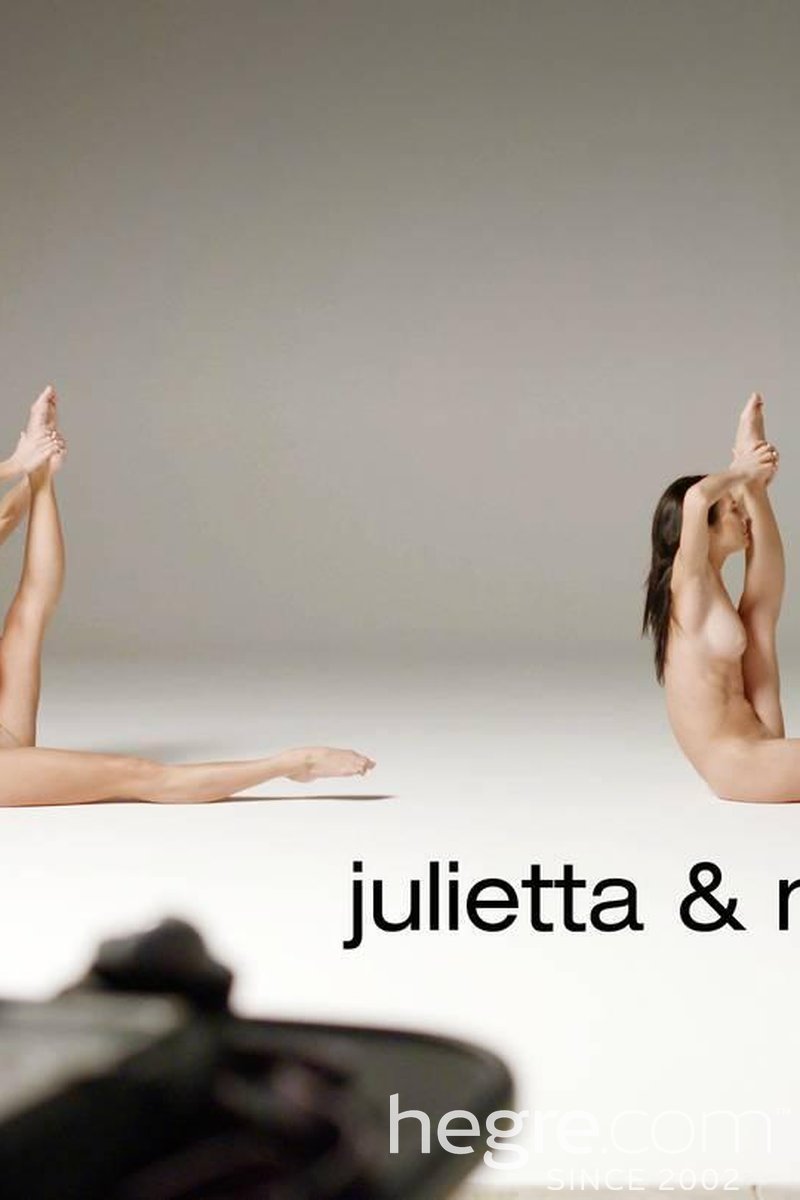 Julietta and Magdalena Backstage - Screenshot 1 of 4 - Behind The Scenes