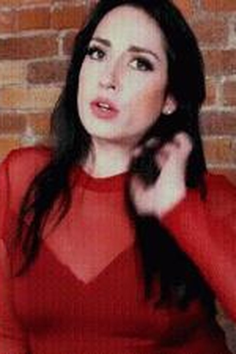 Heavenly Hydration - Screenshot 1 of 4 - Brown Hair