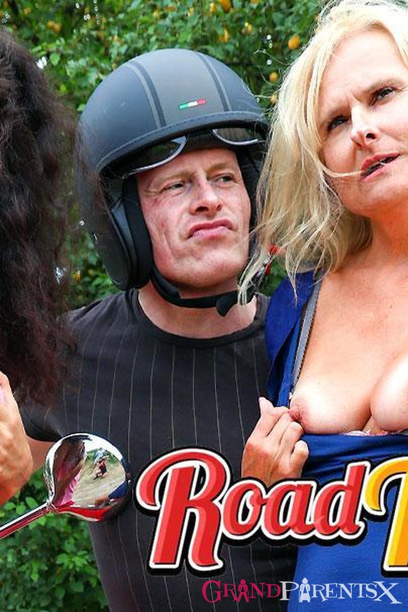 Holiday Trip - Screenshot 1 of 4 - Blond Hair