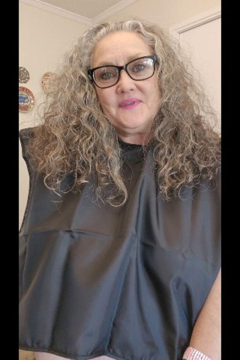 Sissy Bitch Gets A Hair Cut - Screenshot 1 of 4 - Bbwgranny