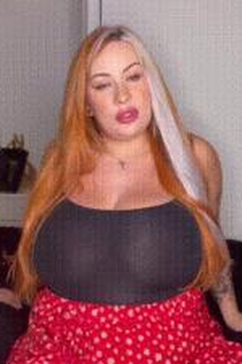 **Loser Mocking** - Screenshot 1 of 4 - Femdom