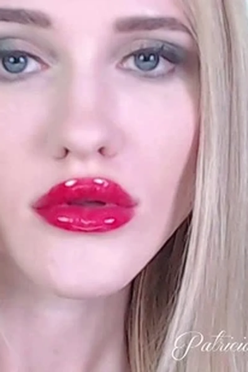 Red Lips - Screenshot 1 of 4 - Patricia Goddess