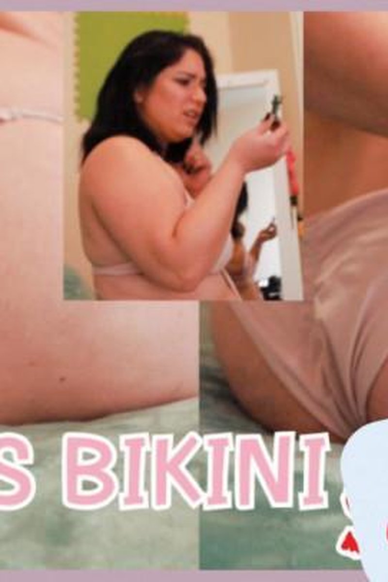 Big Ass Bikini Squeeze - Screenshot 1 of 4 - Asssqueezing