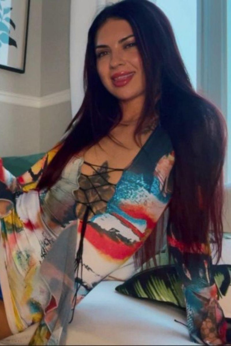 Mummified - Screenshot 1 of 4 - Ass Worship