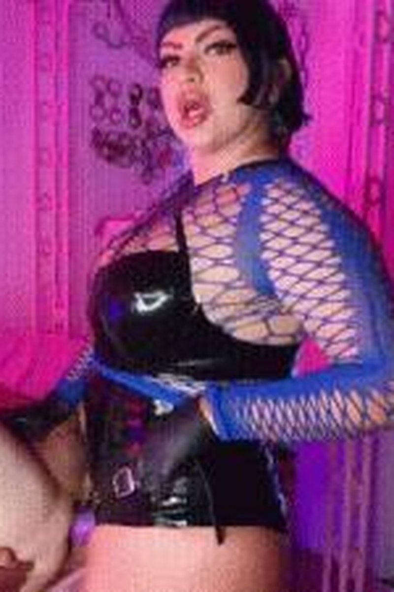 Supernatural Invader - Screenshot 1 of 4 - Anal Training