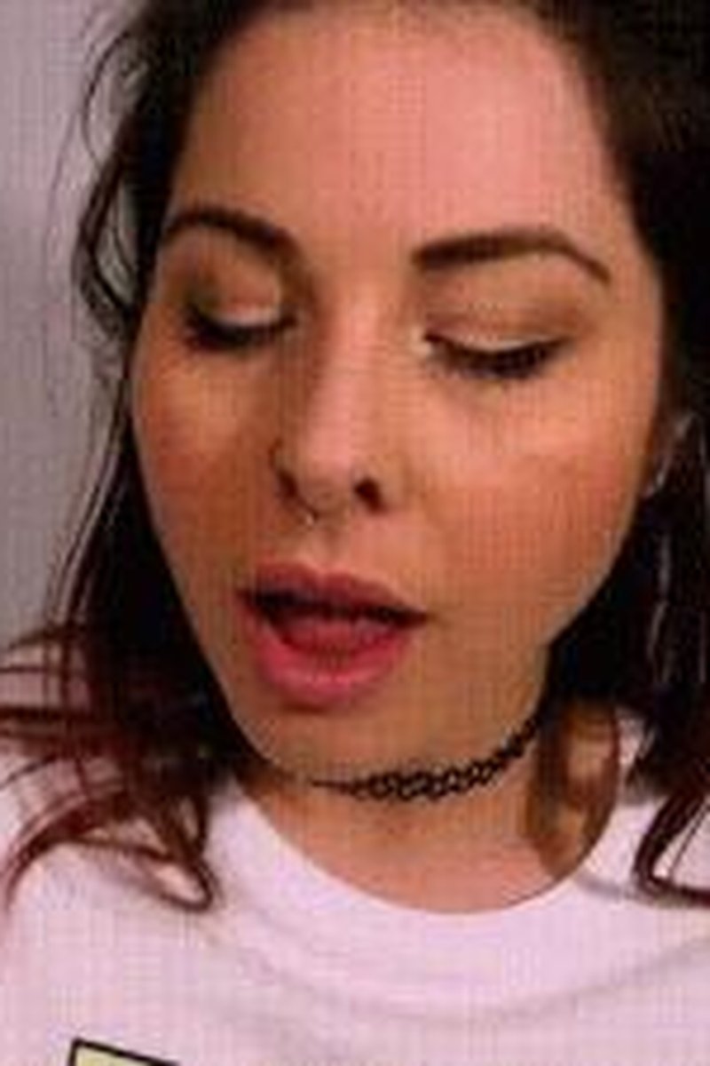 Bubblegum Brat - Screenshot 1 of 4 - Bitch